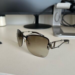 Dior “Sweetest Dior” Sunglasses